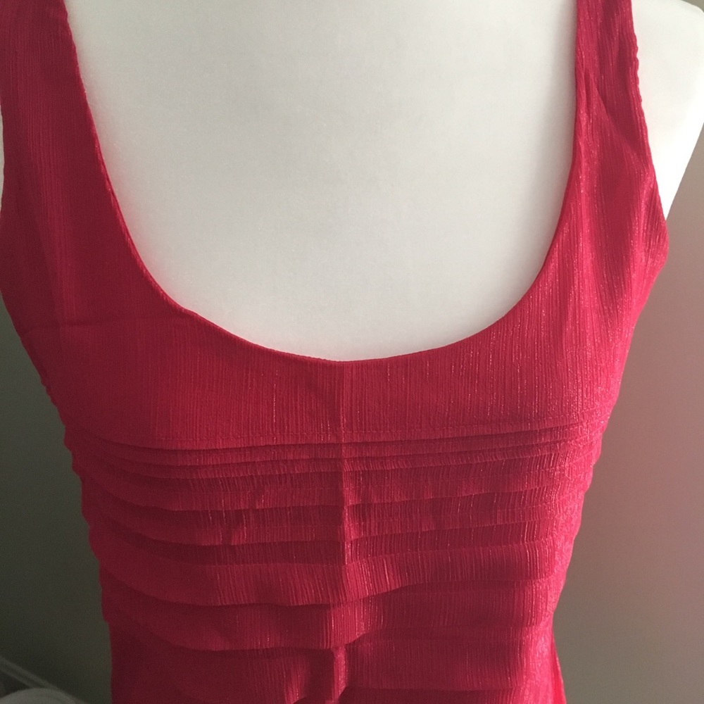 Express Top - Picture 2 of 7